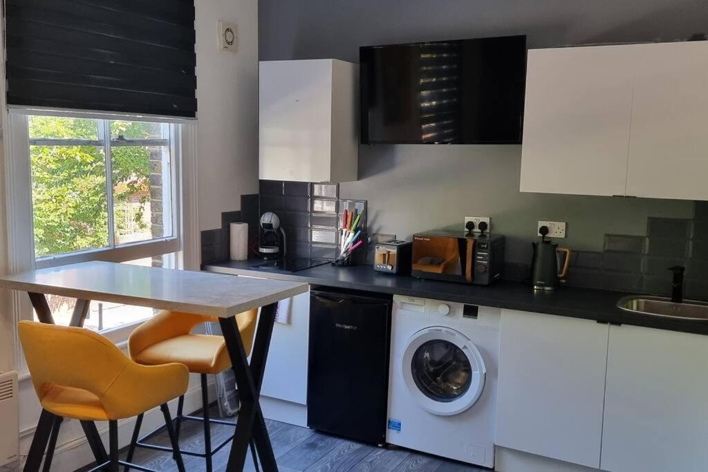 Central London Studio 1Bedroom エクステリア 写真